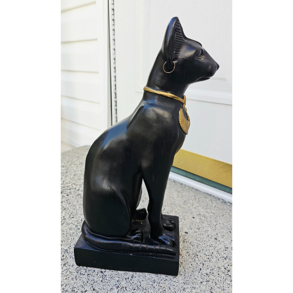 Ancient Egyptian Sitting Black and Gold Bastet Cat Figurine Egypt 13 1/2" - Picture 11 of 12